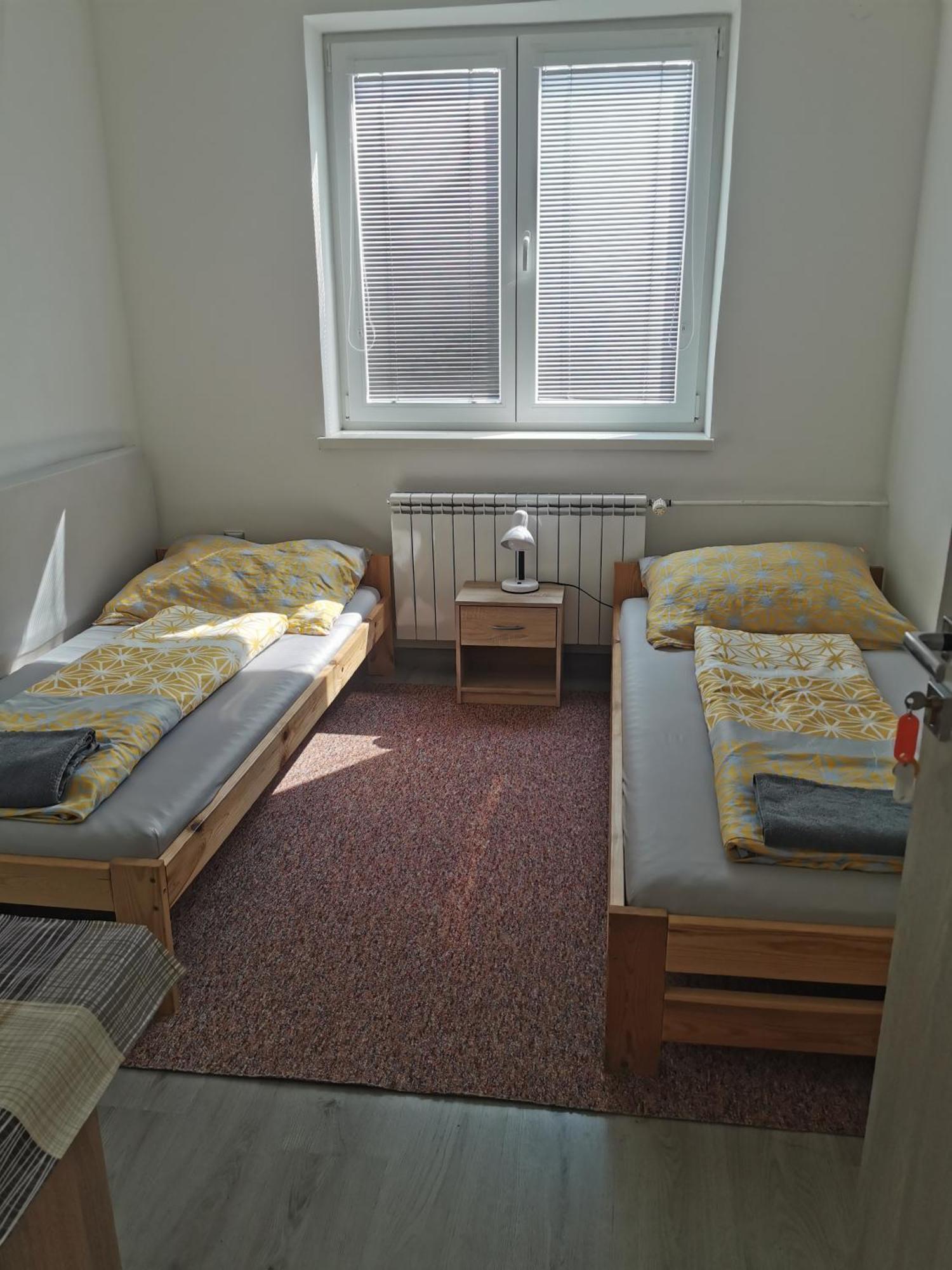 Appartamento Living Bratislava & Bus Station & Mlynske Nivy Esterno foto