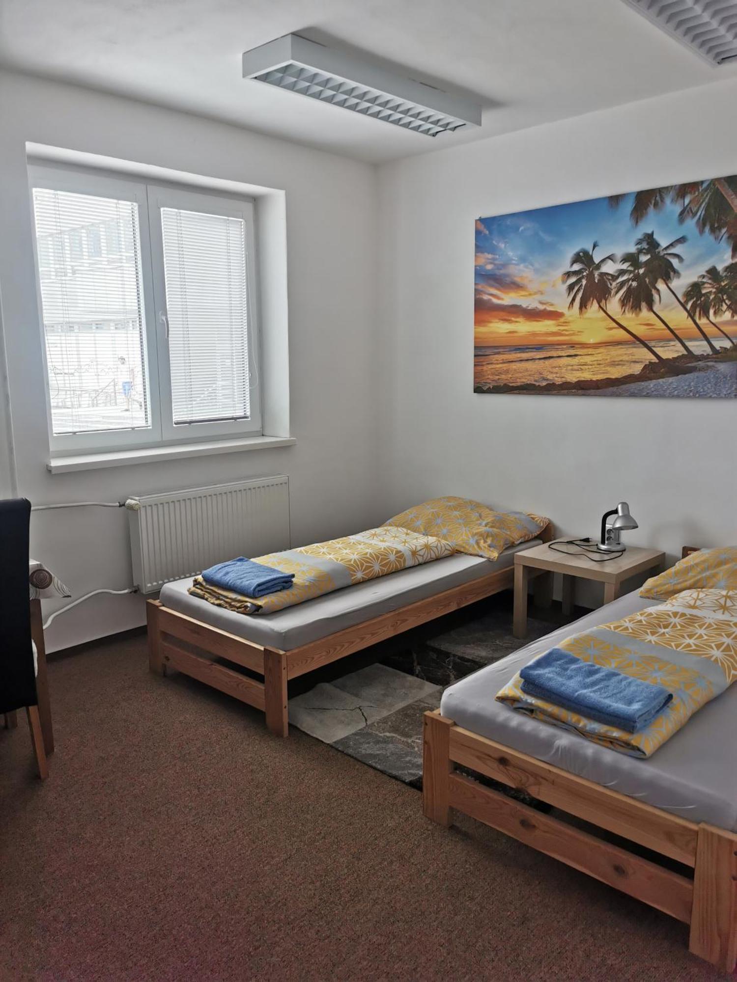 Appartamento Living Bratislava & Bus Station & Mlynske Nivy Esterno foto