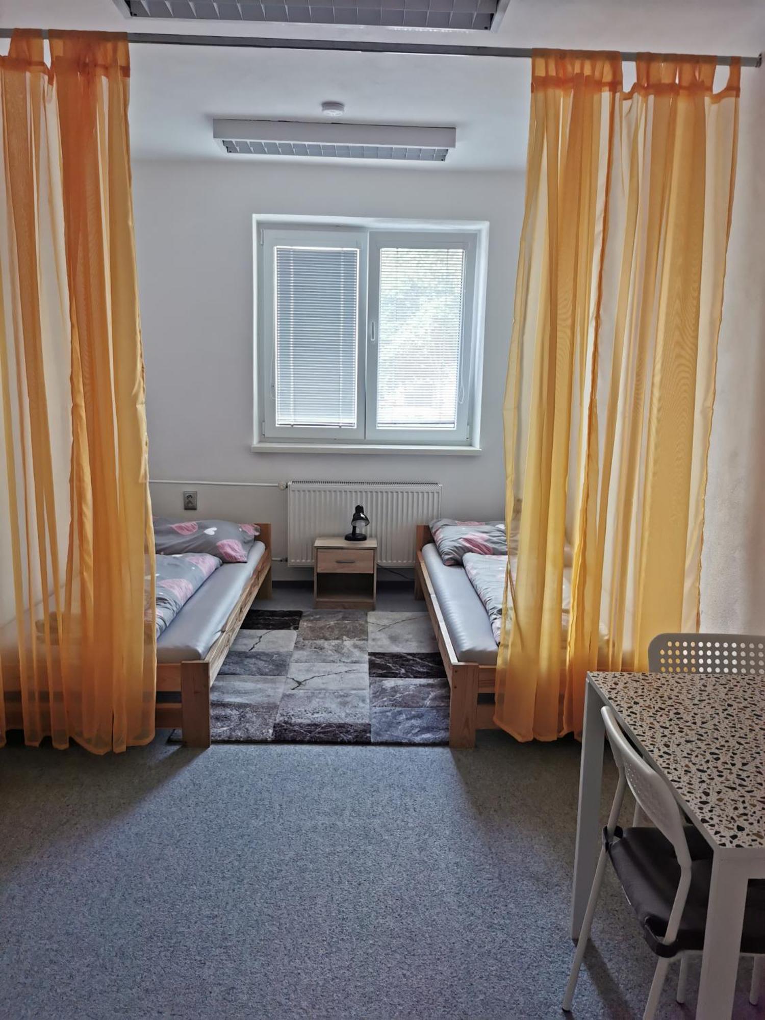 Appartamento Living Bratislava & Bus Station & Mlynske Nivy Esterno foto